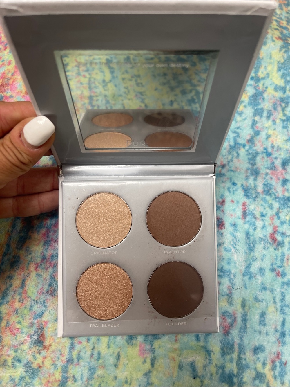 Pur Minerals Neutral Brown & Champagne Eye Quad